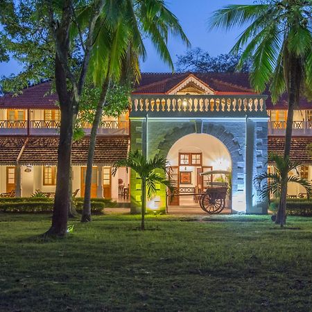 The Sanctuary At Tissawewa 호텔 아누라다푸라 외부 사진